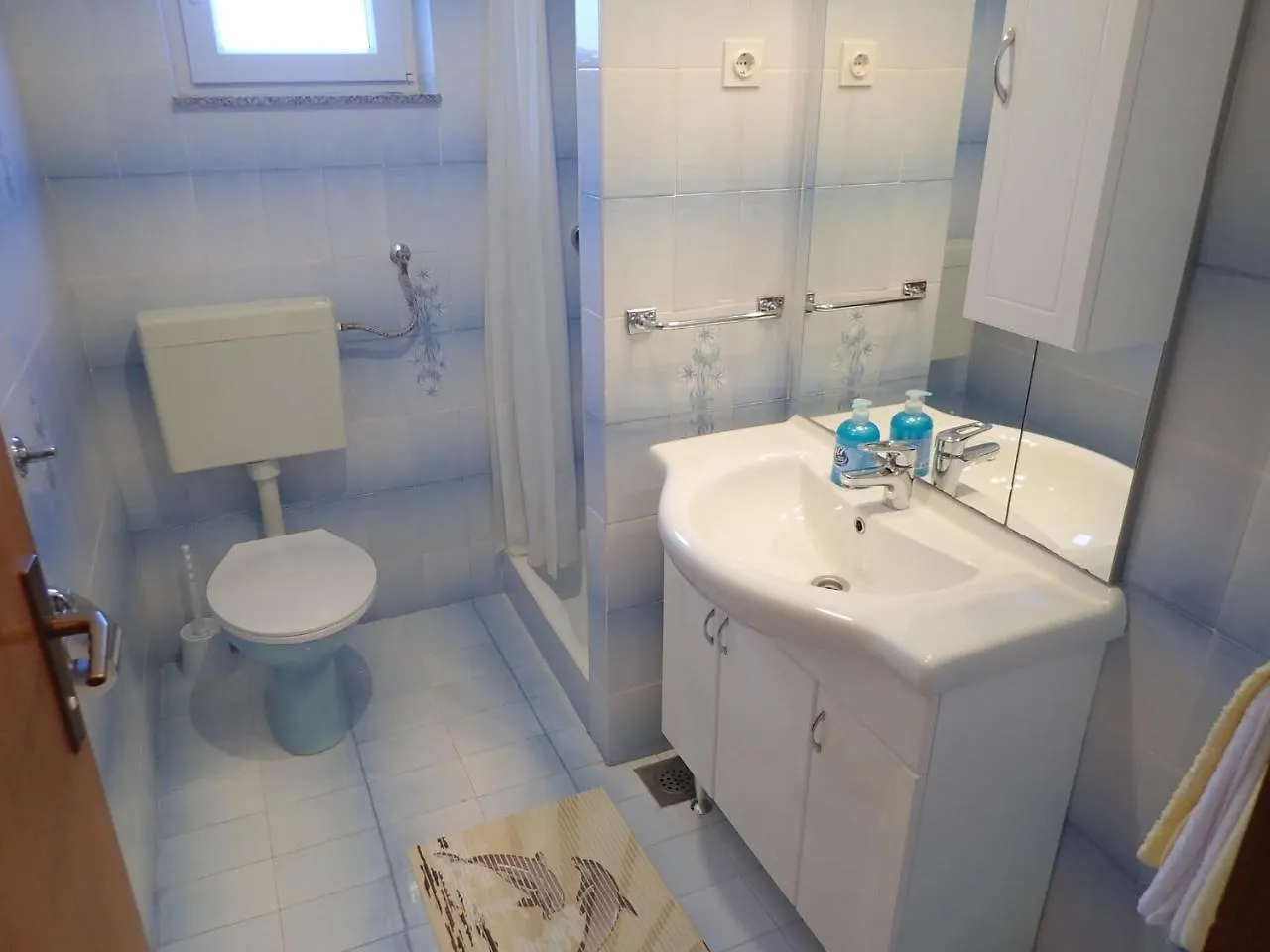 Apartments Sidro On The Beachfront Starigrad Paklenica Croatia